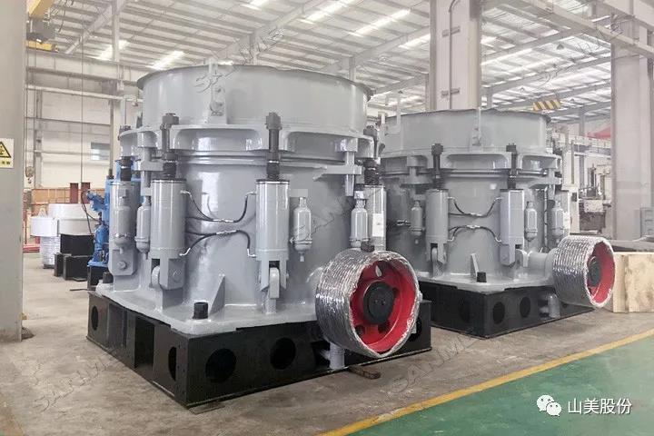 發貨|上海山美股份4臺大型圓錐破碎機奔赴河南信陽時產1400噸尾礦制砂項目現場