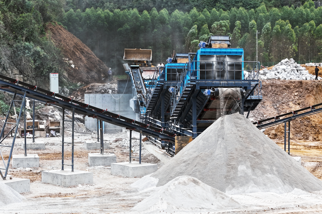 投產|山美雪橇式模塊化破碎篩分裝備助力廣西石灰石破碎項目建設