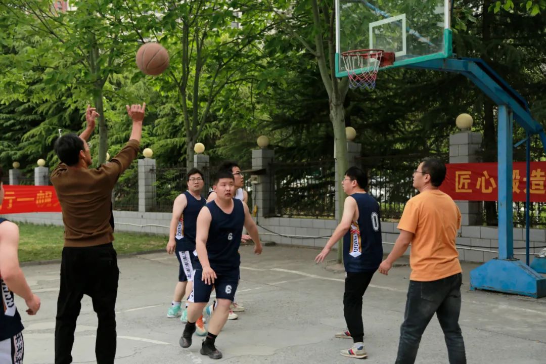 上海山美股份2025春季運動會火熱啟幕!拔河、籃球預賽燃情開戰